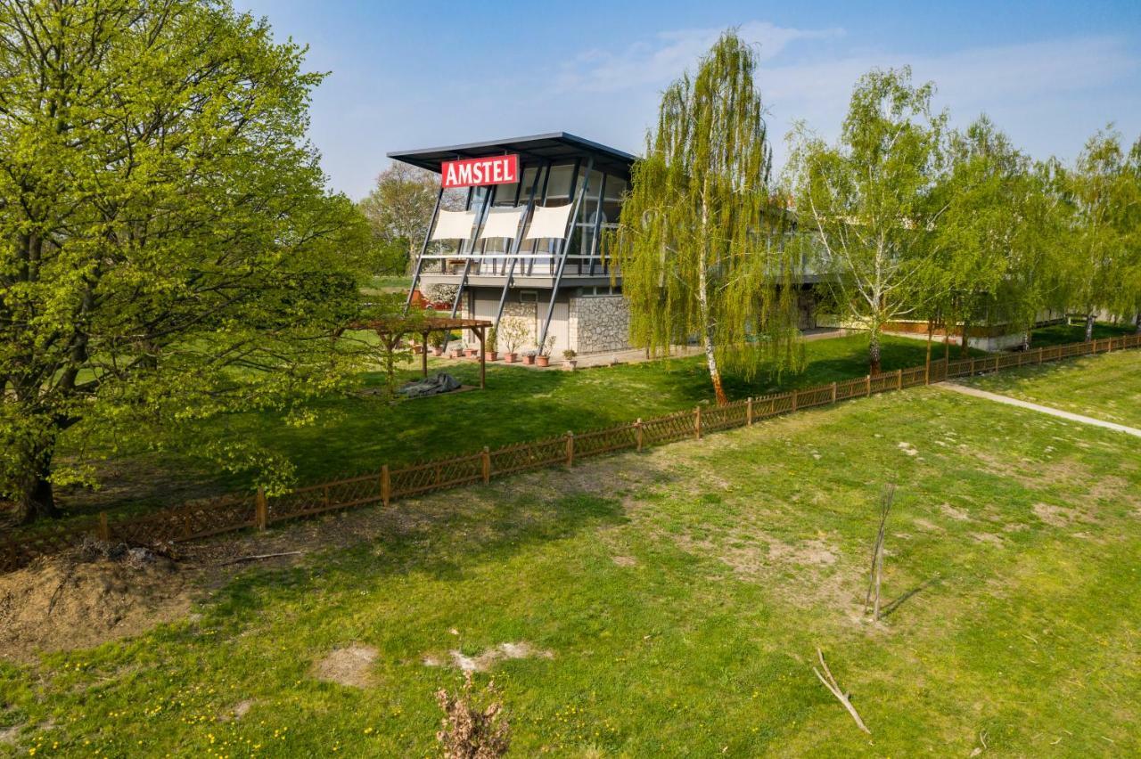 Amstel Hattyu Panzio -Erintesmentes Bejelentkezes Gyor Bagian luar foto
